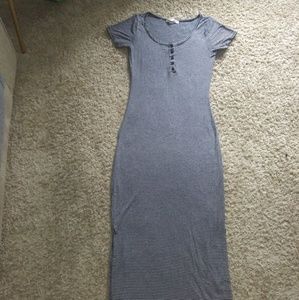 Long black & white stripped maxi dress w/side slit